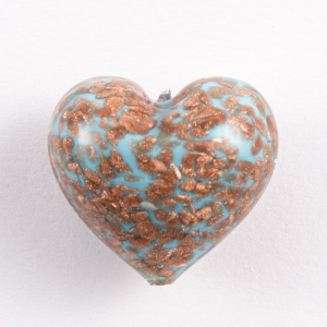 Perla cuore in vetro di Murano 30 mm. Vetro acquamare e avventurina e foro passante per bigiotteria.