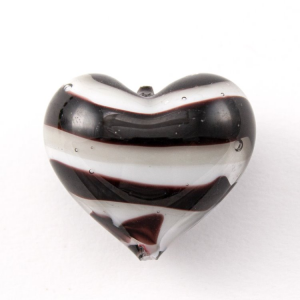 Perla cuore in vetro di Murano 30 mm. Vetro melange variegato ametista e bianco in pasta  foro passante per bigiotteria