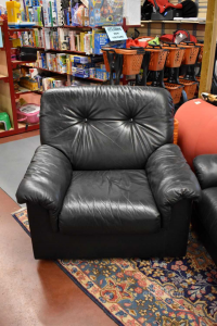 Armchair In Genuine Leather Leather Vintage Color Black Size