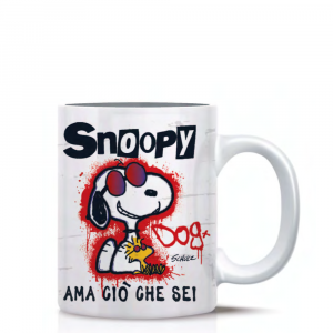 Tazza mug bianca Snoopy in ceramica Born to Hug della Peanuts