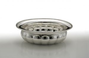 Centrotavola ovale in metallo placcato argento