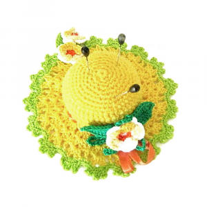 Cappellino puntaspilli giallo e verde ad uncinetto 11 cm - Crochet by Patty