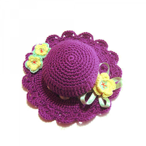 Cappellino puntaspilli violetto e giallo ad uncinetto 11.5 cm - Crochet by Patty