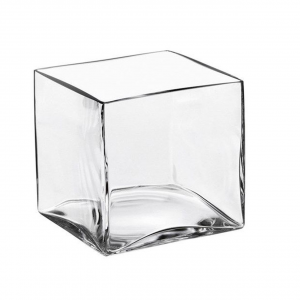 Vaso a cubo in vetro trasparente
