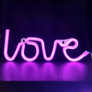 Led neon LOVE lampada al neon | Blacksheep Store