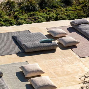 Wave Myuour fabric outdoor bed