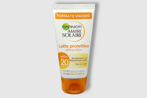Garnier Ambre Solaire latte protezione media SPF 20 viso e corpo