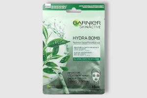 Garnier Hydra Bomb maschera in tessuto super idratante opacizzante per pelli miste o grasse