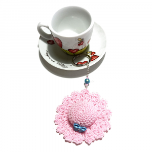 Portachiavi cappello rosa con perline ad uncinetto 8 cm - Crochet by Patty