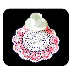 Centrino bianco e rosa sfumato ad uncinetto 22 cm - Crochet by Patty