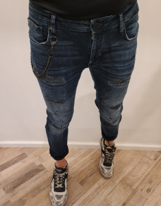 Jeans ozzy con catena 