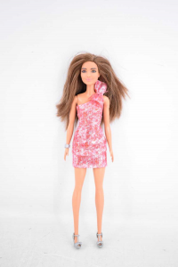 Puppe Barbie Angezogen Von Party Rosa Und Grau Hölle