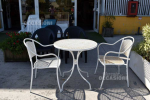Table With 2 Armchairs For Outdoors Metal