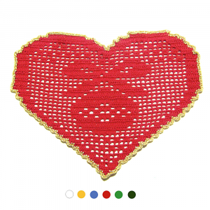 Centrino Natalizio rosso e oro con pallina ad uncinetto 29.5x19.5 cm - Crochet by Patty