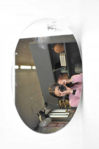 Specchio Ovale Con Luce Faretto Direzionabile 65x40 Cm