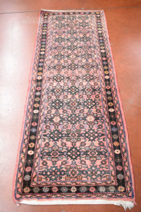 Carpet Lane Red Bordeauxxblack Fantasy Rhombuses 200x73 Cm