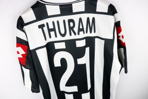 2001-02 Juventus Maglia #21 Thuram Fastweb XL (Top)