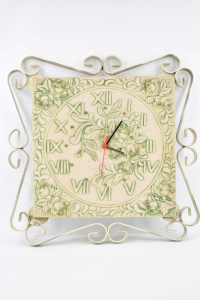 Wall Clock In Wood Pulp And Metal With Numbers Roman Green 47x47 Cm