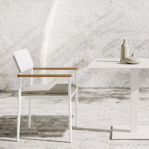Eden chair with armrest by Atmosphera