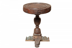 Tavolino alto realizzato con top ruota recuperata da carro antico e rifinito con capitelli di vecchi palazzi in legno di teak #RB5